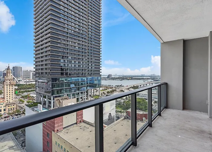 X Lounge IV - High-Rise With Rooftop Pool In Downtown Miami